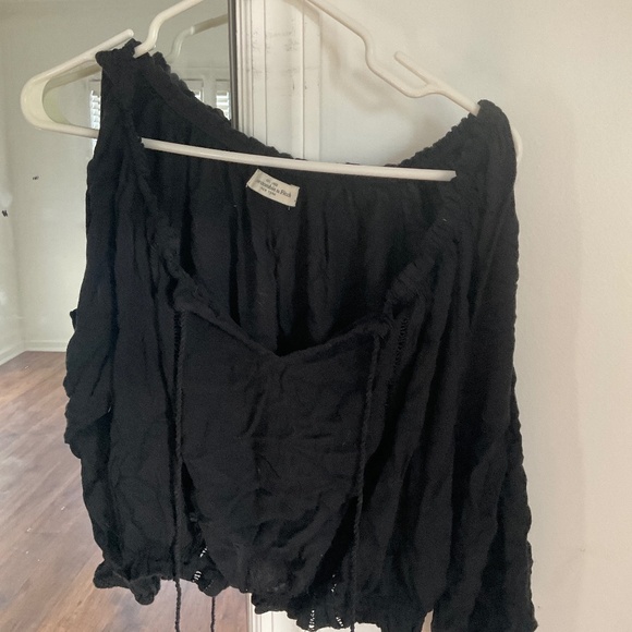 Cold shoulder bohemian top - Picture 1 of 2